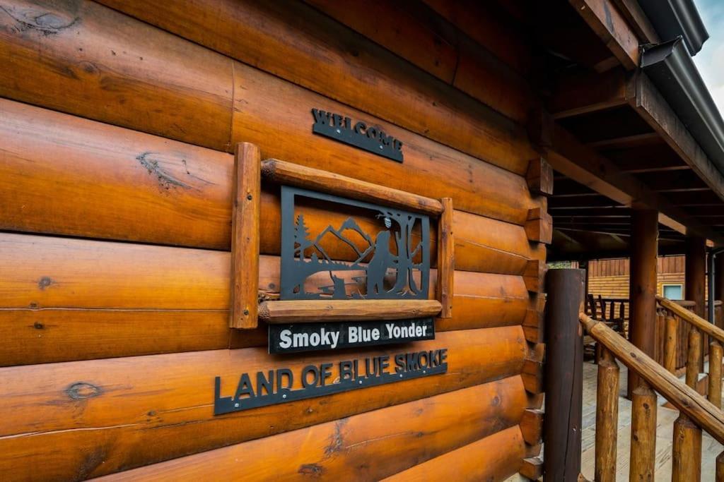2-Bedroom Cabin With 2 Master Suites, Loft, Half-Bath And Hot Tub In A Serene Resort Setting Sevierville Exterior foto
